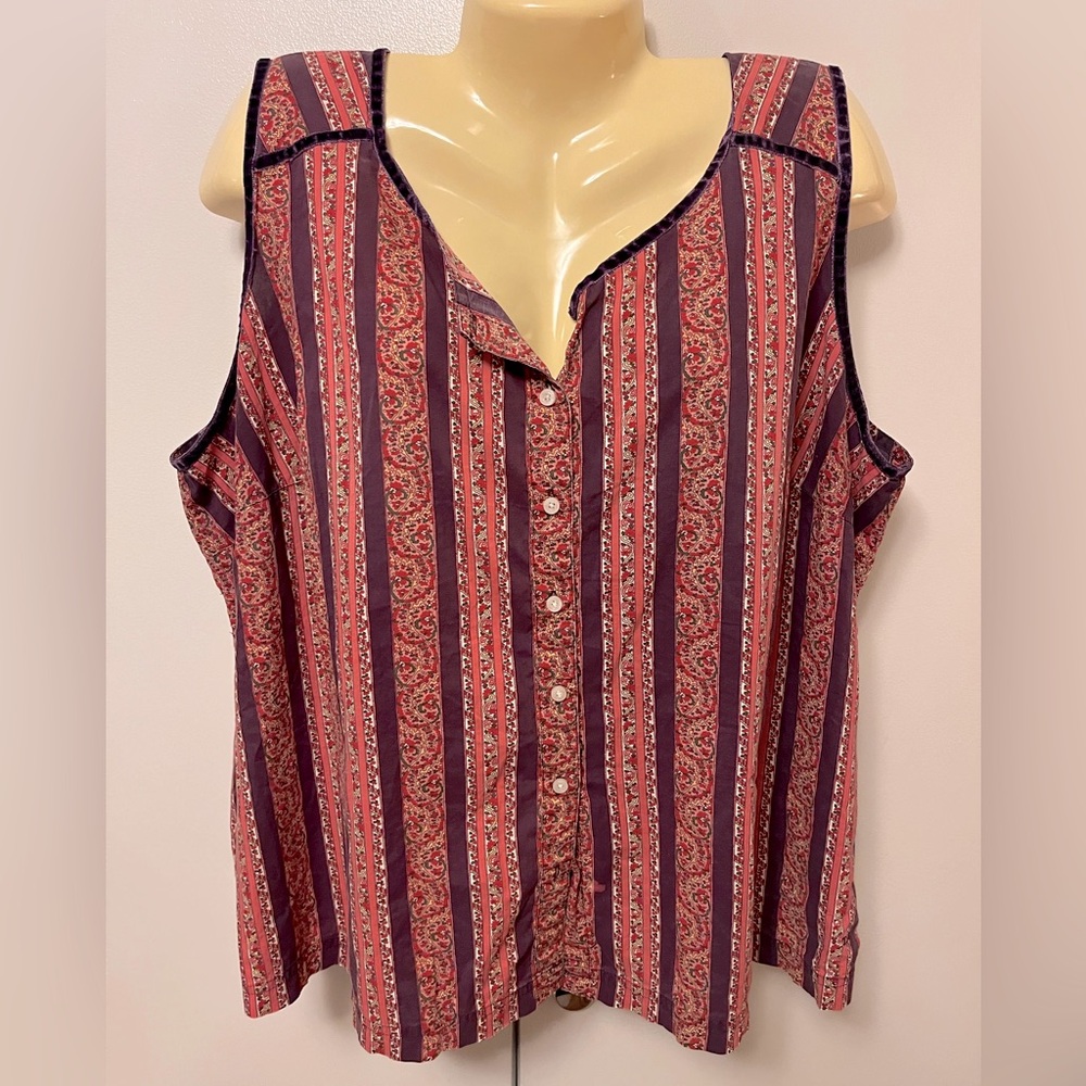 Tommy Hilfiger Floral Button down Tank 🌺